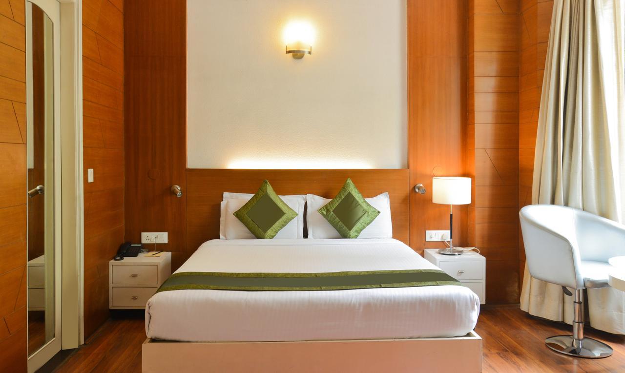 Hotel Treebo Check In By Oran Nowe Delhi Zewnętrze zdjęcie
