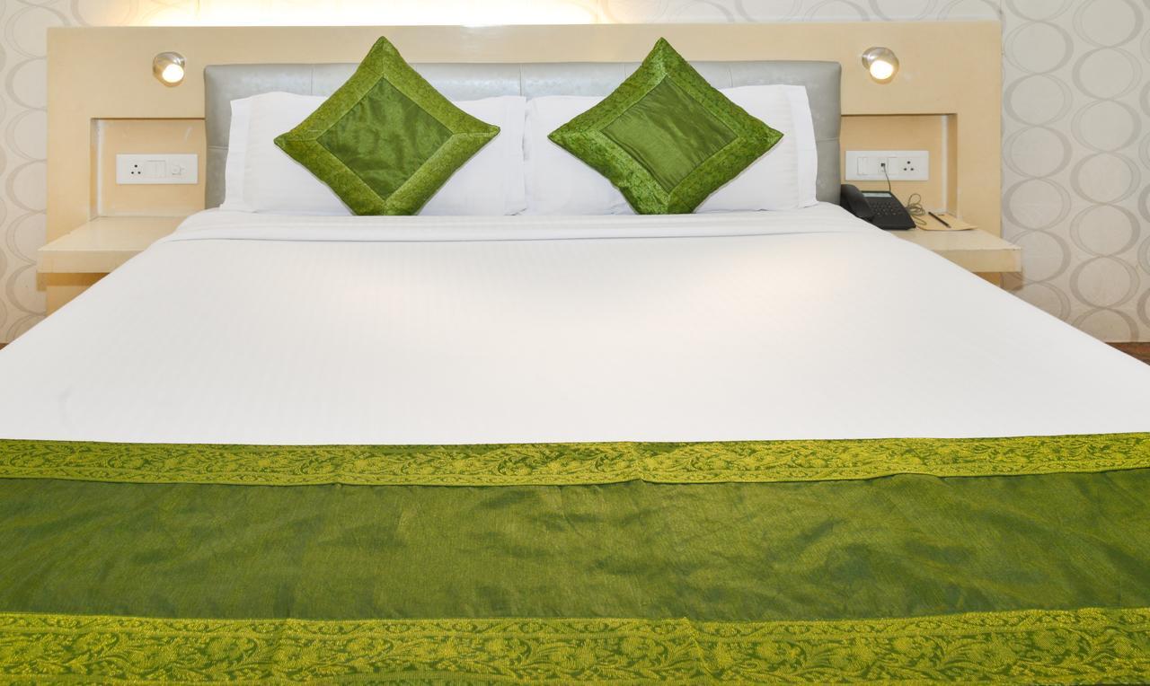 Hotel Treebo Check In By Oran Nowe Delhi Zewnętrze zdjęcie